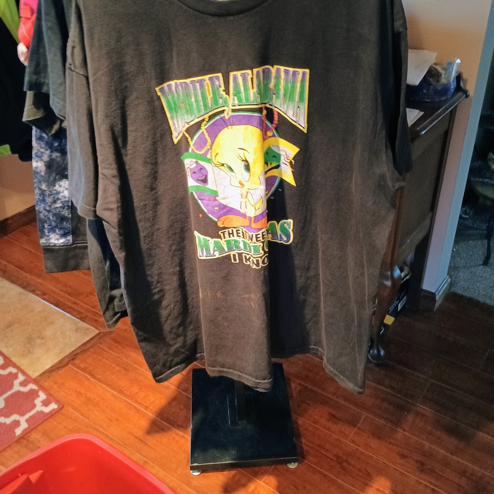 Black Graphic T-Shirt with Alien Design Bin 18